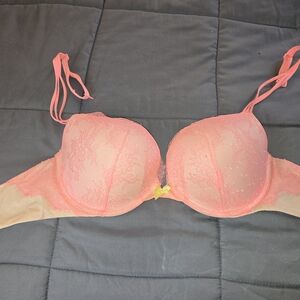 Victoria's Secret Coral Lace Bra